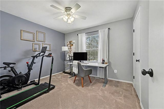 320 NW Palmer Street, Blue Springs, MO 64014