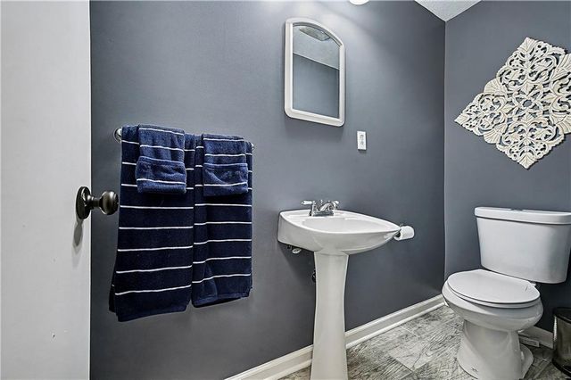 320 NW Palmer Street, Blue Springs, MO 64014