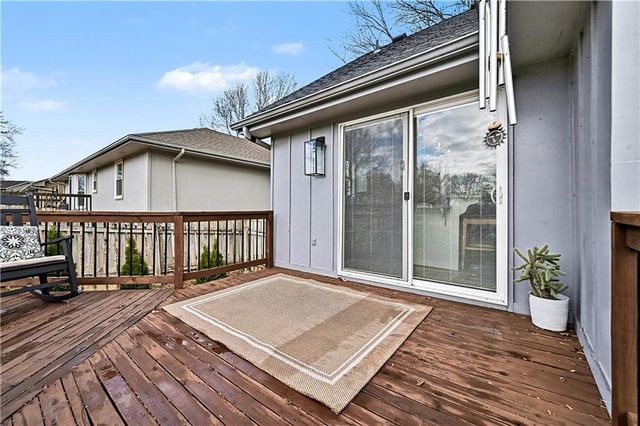 320 NW Palmer Street, Blue Springs, MO 64014