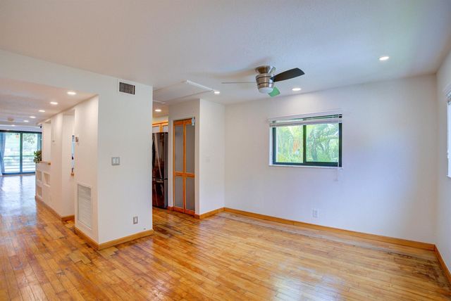 4491 Crystal Lake Drive 201a, Pompano Beach, FL 33064