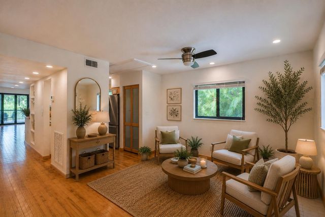 4491 Crystal Lake Drive 201a, Pompano Beach, FL 33064