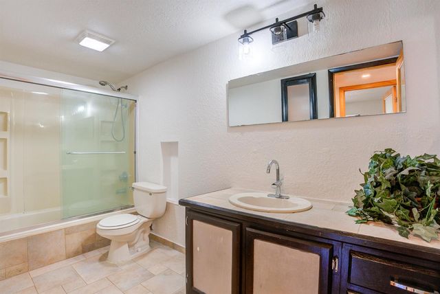 4491 Crystal Lake Drive 201a, Pompano Beach, FL 33064