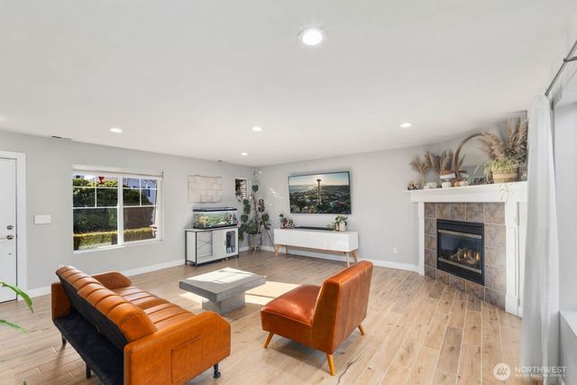 2918 SE 3rd Street, Renton, WA 98056