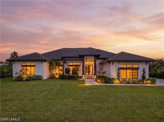 6590 Trail BLVD, Naples, FL 34108