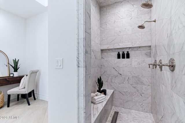 5340 N 32nd Place, Phoenix, AZ 85018