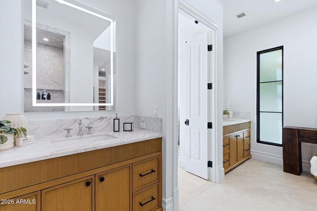 5340 N 32nd Place, Phoenix, AZ 85018