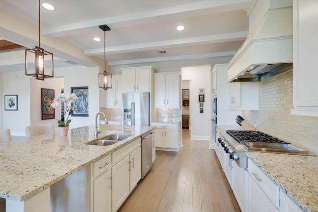 112 Bisset CT, Austin, TX 78738