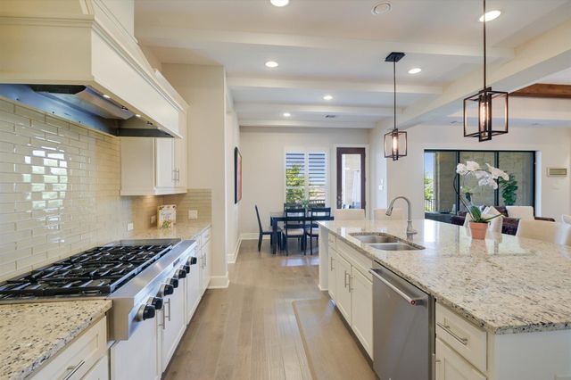 112 Bisset CT, Austin, TX 78738