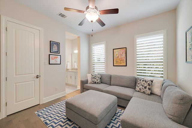 112 Bisset CT, Austin, TX 78738