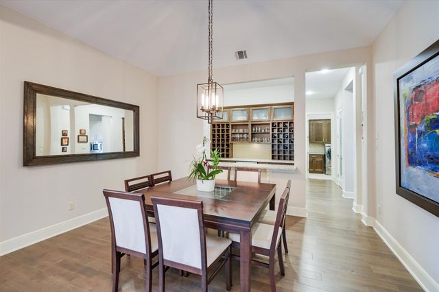 112 Bisset CT, Austin, TX 78738