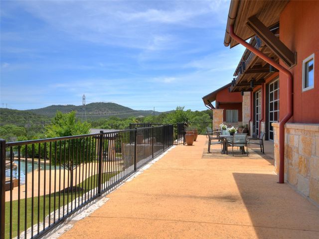 112 Bisset CT, Austin, TX 78738