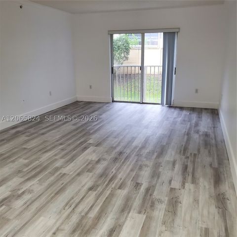 9909 Westwood Dr 12-1, Tamarac, FL 33321