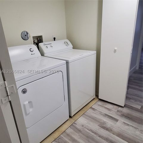 9909 Westwood Dr 12-1, Tamarac, FL 33321
