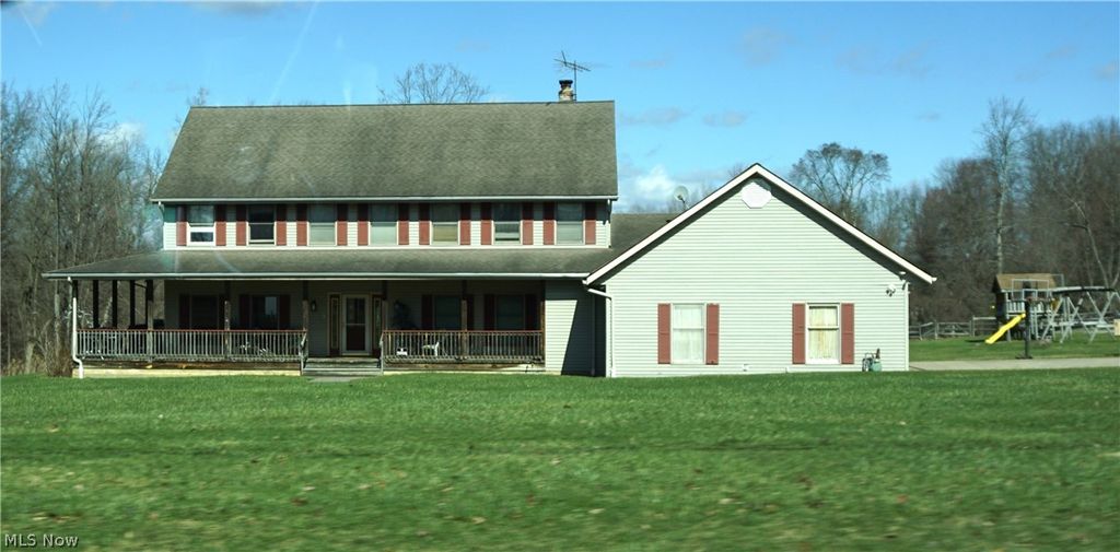 39335 Bainbridge Road, Solon, OH 44139