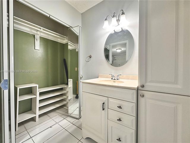 5900 SW 127th Ave 3113, Miami, FL 33183