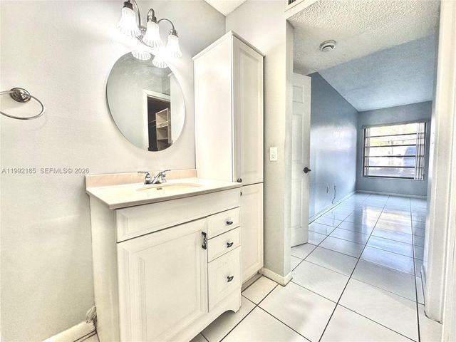 5900 SW 127th Ave 3113, Miami, FL 33183