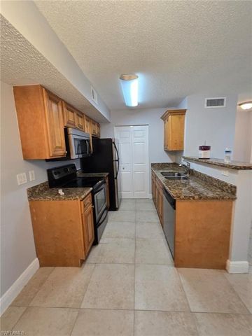 12591 Equestrian CIR 1203, Fort Myers, FL 33907