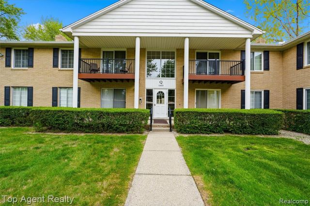 11810 Ina Drive 70, Sterling Heights, MI 48312