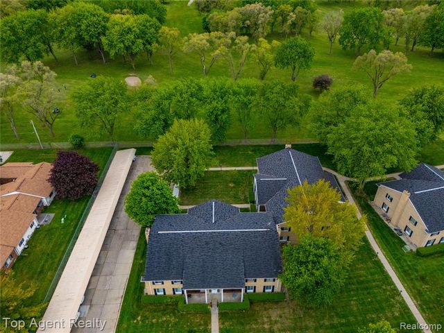 11810 Ina Drive 70, Sterling Heights, MI 48312