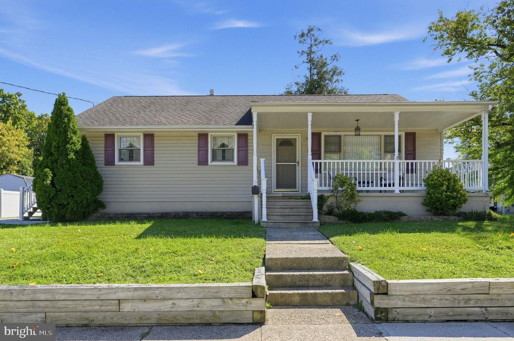 6508 WALNUT AVE, PENNSAUKEN, NJ 08109 — exterior