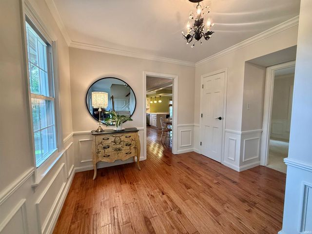 1150 E Hillsdale Road, Evansville, IN 47725