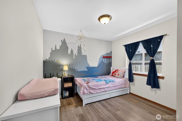 523 E Van Dam Place, Buckley, WA 98321