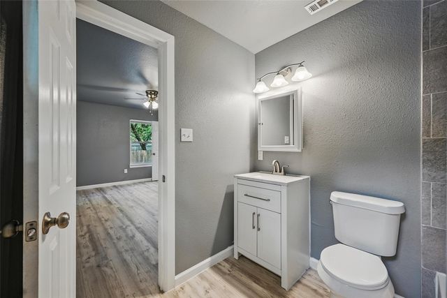 906 S Willow Street, Sherman, TX 75090