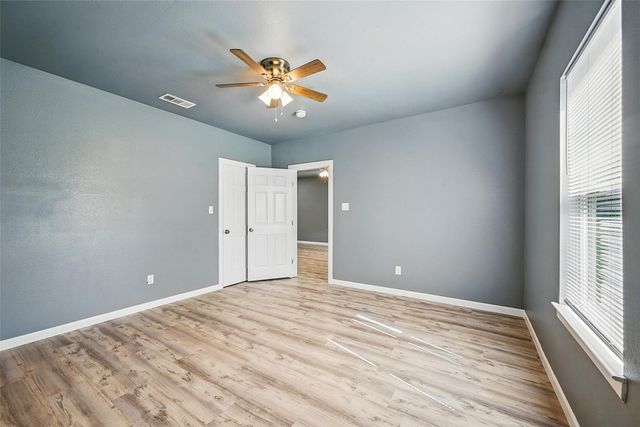 906 S Willow Street, Sherman, TX 75090