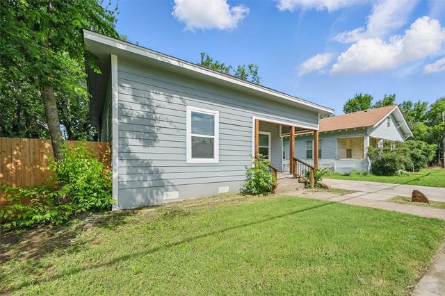 906 S Willow Street, Sherman, TX 75090