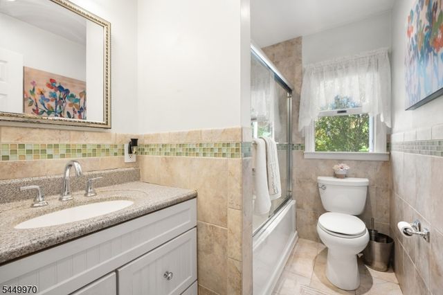 3 Lou Ann Blvd, West Milford Twp., NJ 07480