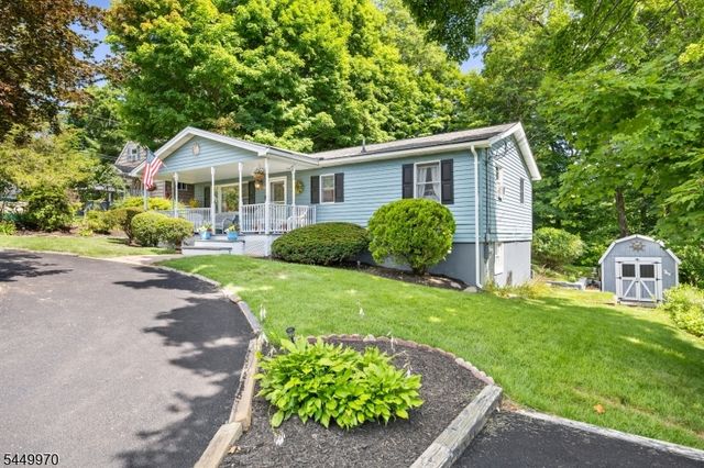 3 Lou Ann Blvd, West Milford Twp., NJ 07480