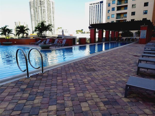 100 N Federal Highway 826, Fort Lauderdale, FL 33301