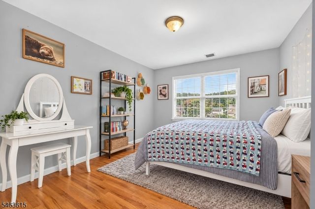 587 Greenbrook Rd, North Plainfield Boro, NJ 07063