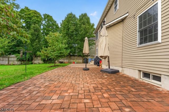 587 Greenbrook Rd, North Plainfield Boro, NJ 07063