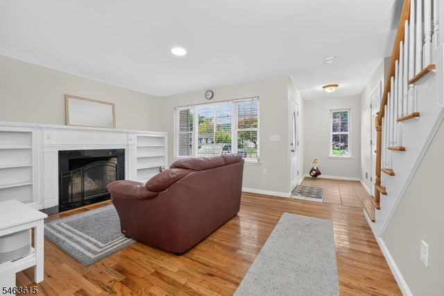 587 Greenbrook Rd, North Plainfield Boro, NJ 07063