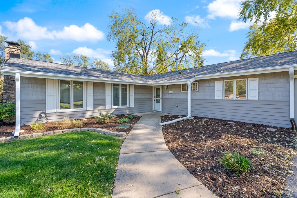 8941 Chadbourn Drive, Orland Park, IL 60462 — photo 4