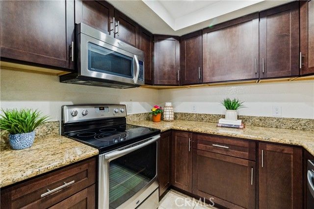 20702 El Toro 290, Lake Forest (el Toro), CA 92630