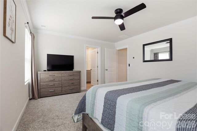 2317 Belterra Drive, Charlotte, NC 28216