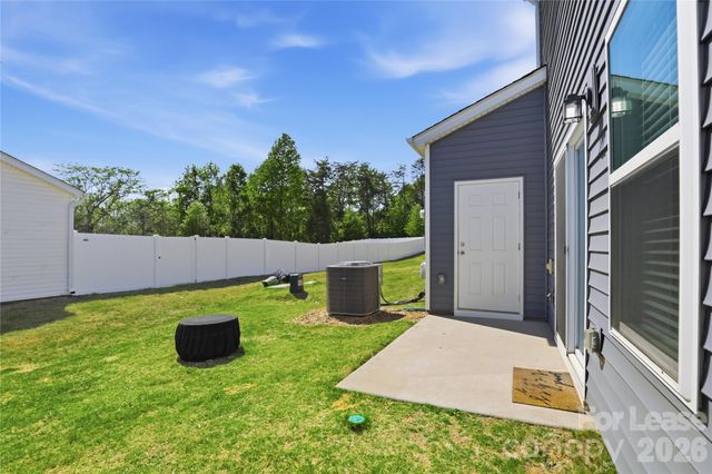 2317 Belterra Drive, Charlotte, NC 28216