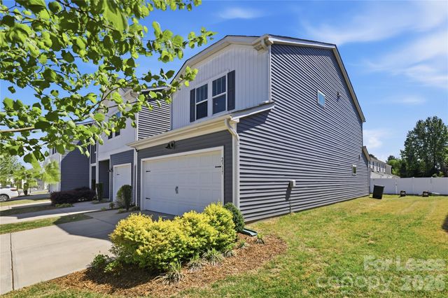 2317 Belterra Drive, Charlotte, NC 28216