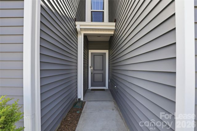 2317 Belterra Drive, Charlotte, NC 28216