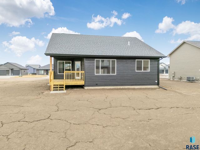 1220 N POPLAR Ave Avenue, Tea, SD 57064
