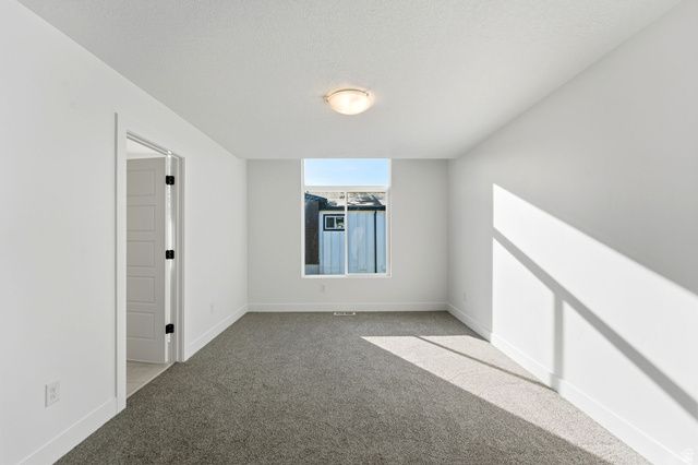 138 CHAMBORD CT, Sandy, UT 84070