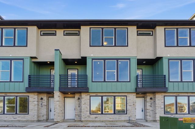 138 CHAMBORD CT, Sandy, UT 84070