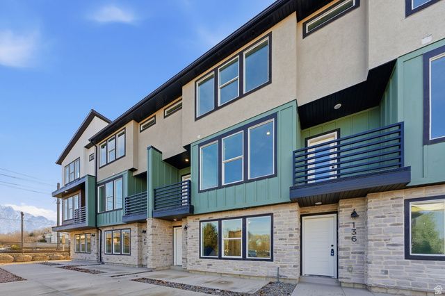 138 CHAMBORD CT, Sandy, UT 84070