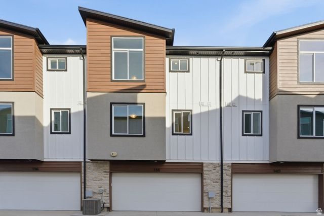 138 CHAMBORD CT, Sandy, UT 84070