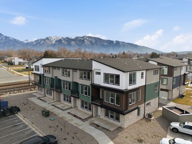 138 CHAMBORD CT, Sandy, UT 84070