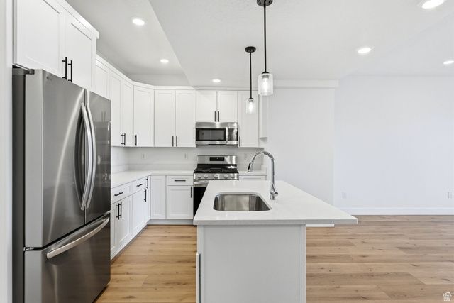 138 CHAMBORD CT, Sandy, UT 84070