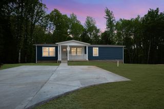 296 E Little Richland Rd, Waverly, TN 37185