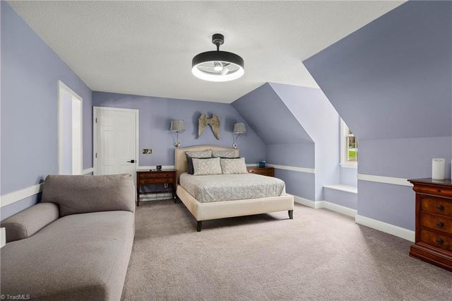 5965 Woodfield Drive, Kernersville, NC 27284